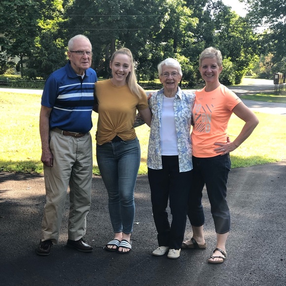 Aritzia/Wilfred Twisted Tee (XS) in Mustard - Picture 4 of 4